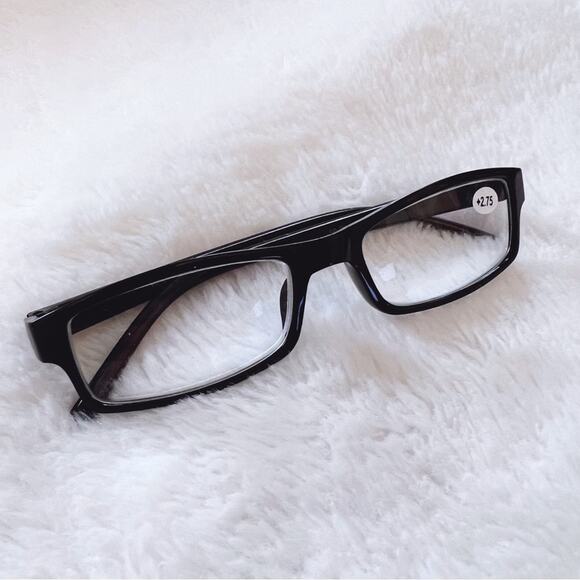 Vincent Black Rectangular Classic Reader Glasses - Picture 3 of 9